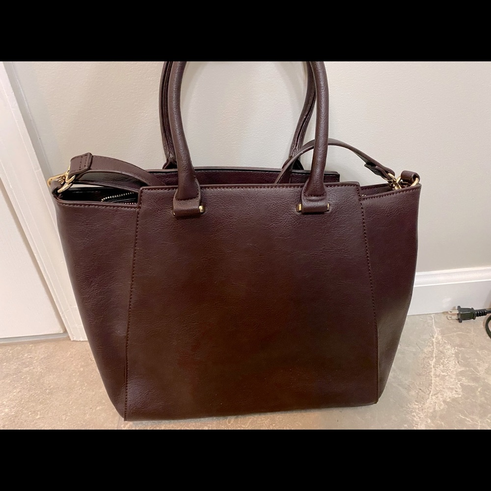 Large burgundy laptop bag/purse.